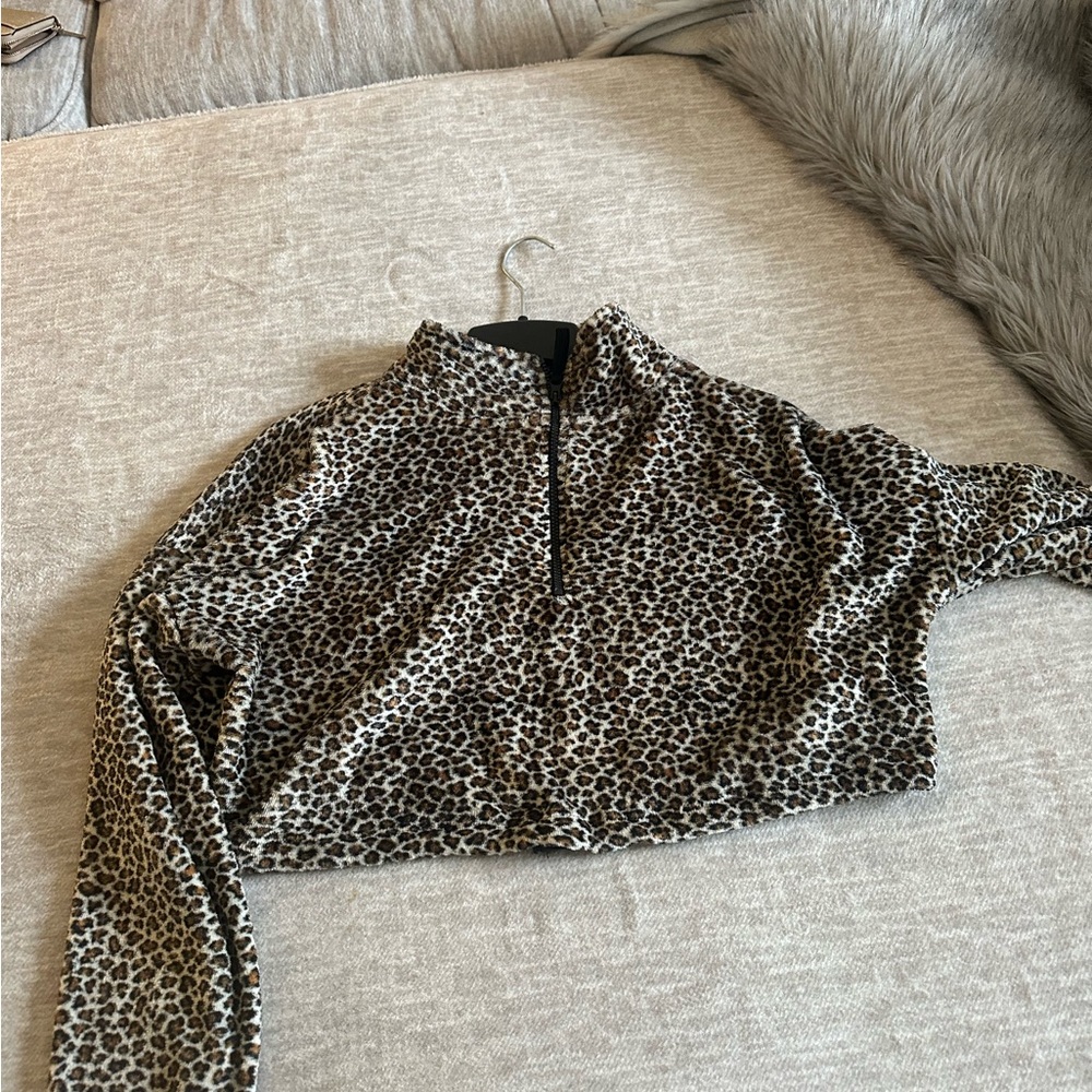 Zip pull over